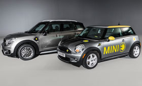 Необычный Mini с двумя моторами