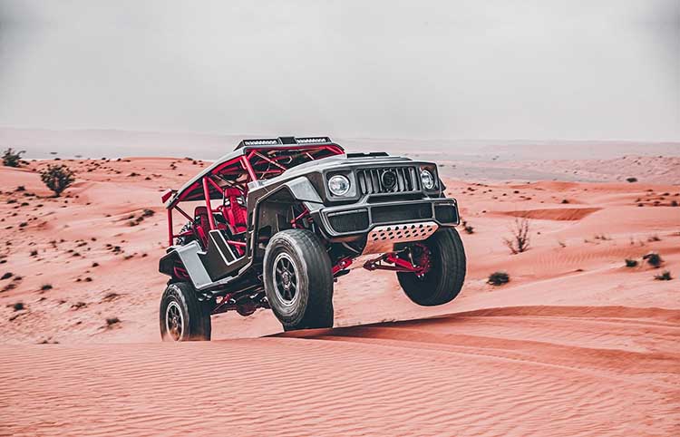  Вездеход Brabus Crawler «обулся» в шины Maxxis 