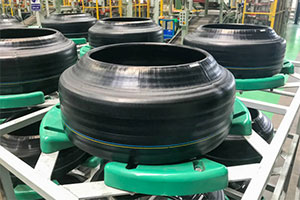 По данным Ростата за прошлый год выпущено на 4% шин больше, чем в предыдущем